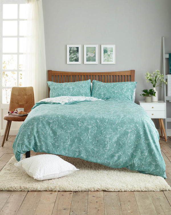 Cows Parsley Reversible Easy Care Duvet Set