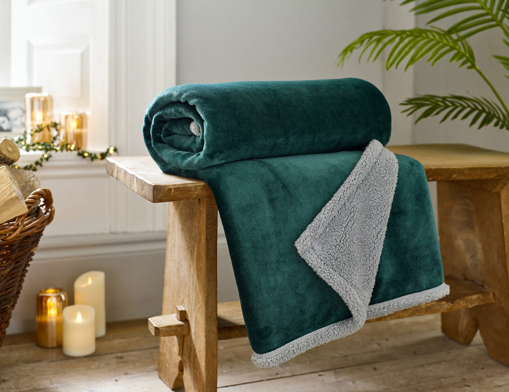 Hazelwood Sherpa Fleece Throw 1300x170cm