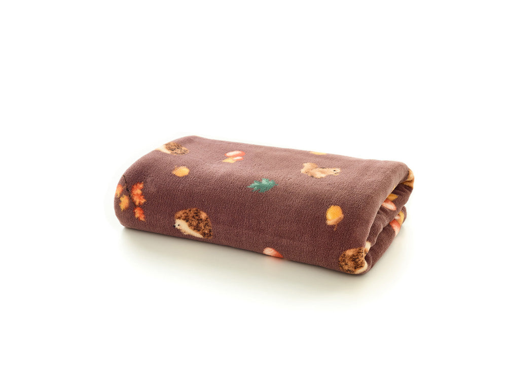 Hogging It Throw - Woodland Animal Fleece Blanket 140x180cm