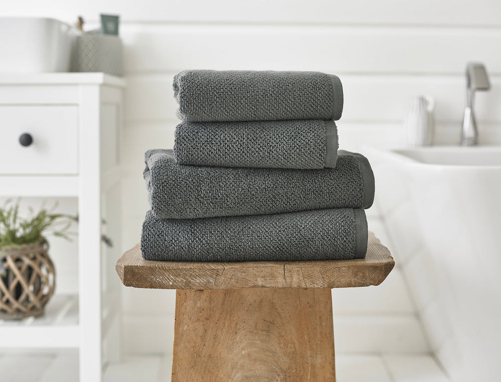 Romeo Zero Twist Cotton Towels  450 GSM