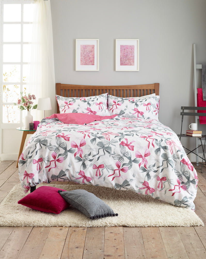 Bows Reversible Easy Care Duvet Set
