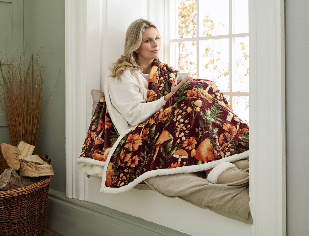 Mushroom Wine Heated Sherpa Throw – 140x180cm