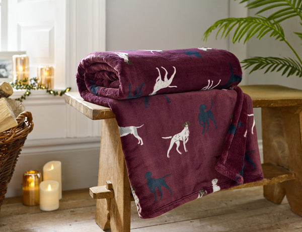 Hounds Burgundy Throw – 140x180cm