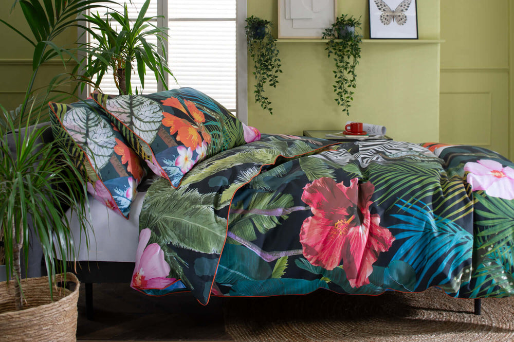 Tropical Zoo Cotton Duvet Set with Fabric Bag